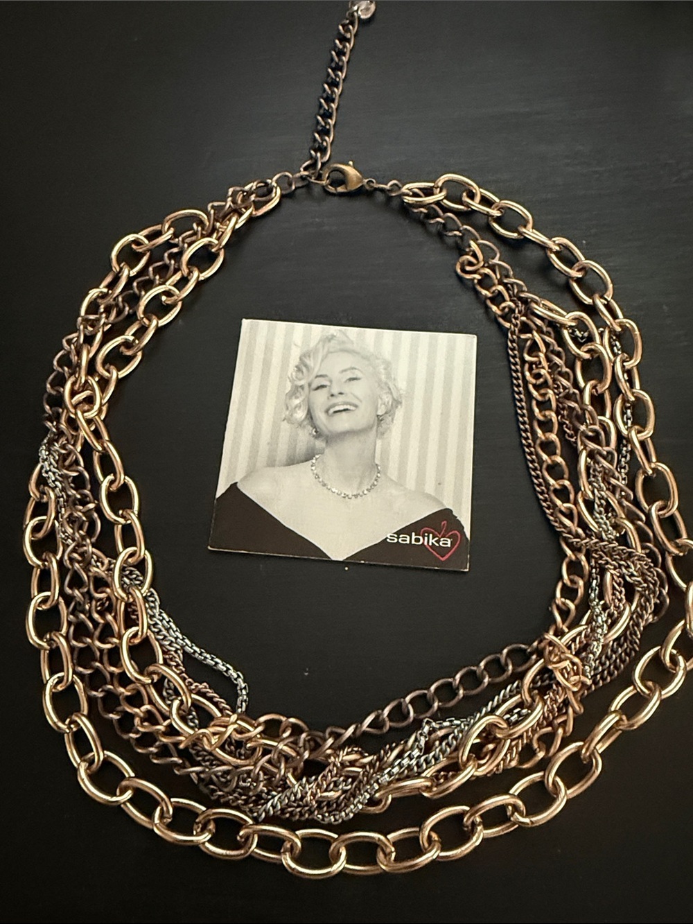 Sabika chain link necklace
